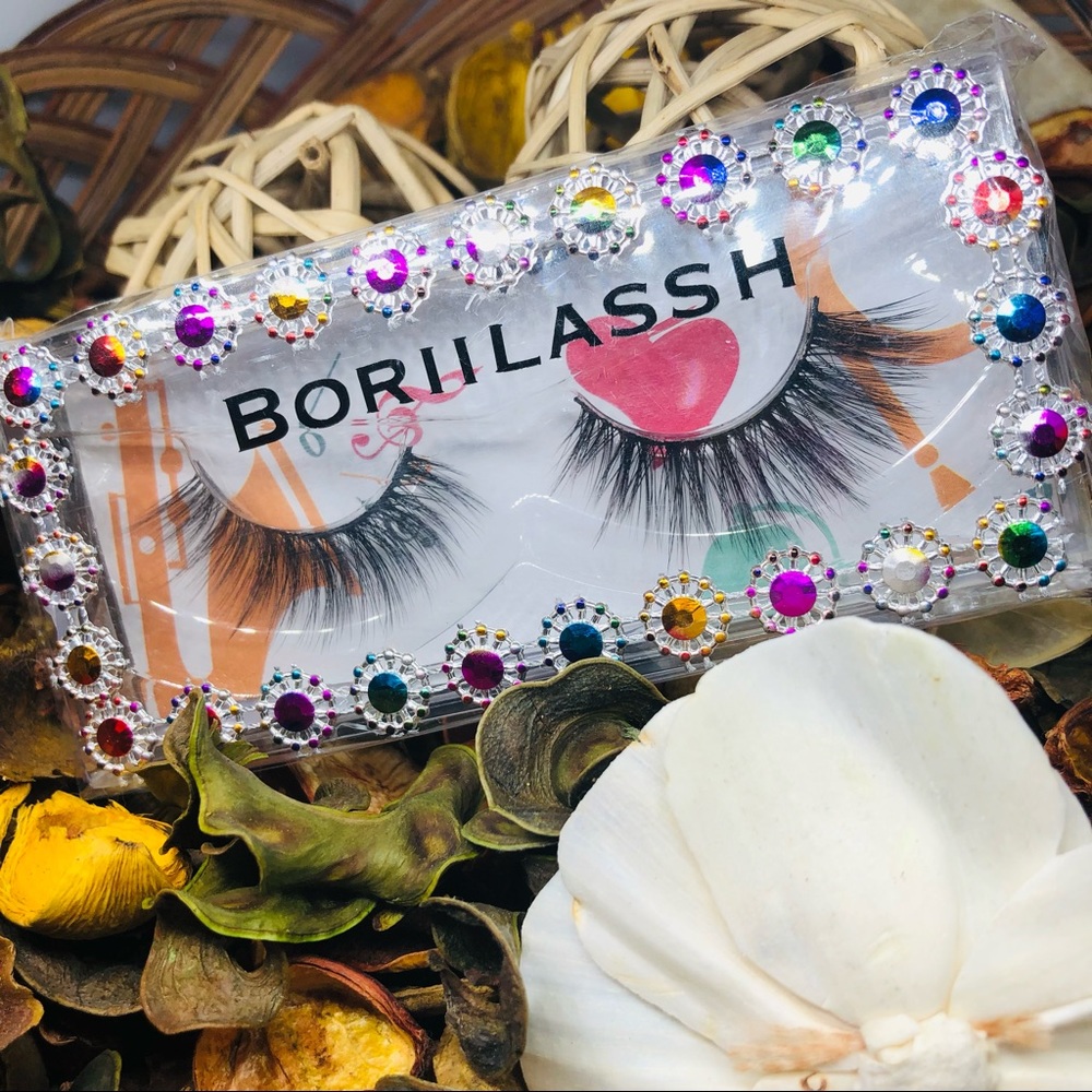 Boriilassh lashes